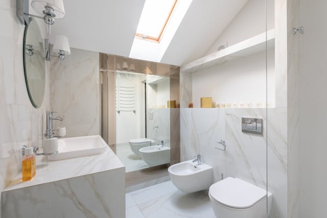 Two Sacramento Bath Remodels, Two Very Different Results—Which One Got It Right?